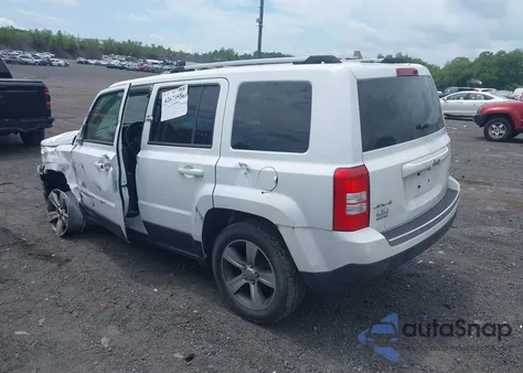 2016 Jeep Patriot High Altitude Edition из США, поврежденный, VIN 1C4NJRFB1GD597825
